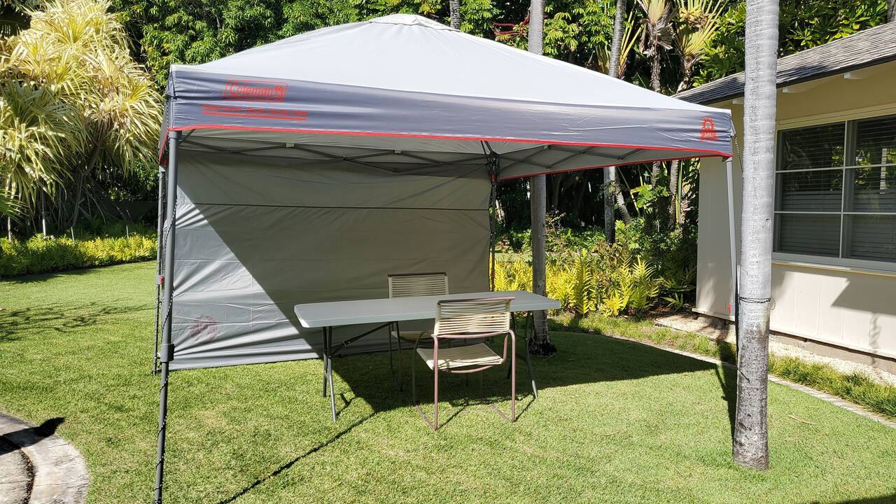 10' x 10' Canopy Pop Up Tent Self Guided- Oahu, Hawaii